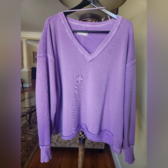 NWOT We The Free Venice V-Neck Sweatshirt In Lavender - Picture 5 of 12